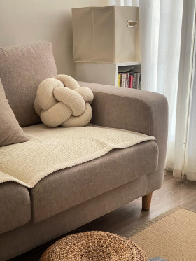 #老屋翻修 #翻修後的家 #客廳設計 #餐廳設計 #廚房翻修 #室內設計 #家居風格 #貓咪生活 #家居改造 #溫暖家 #貓咪 #翻修設計 #居家裝修 #室內設計靈感 #翻新家 #貓咪生活