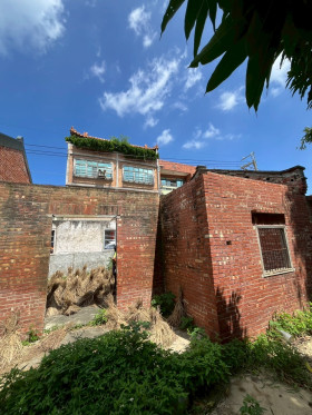 房屋修繕舊屋翻修套房改建統包工程防水水電鐵工鋁窗磁磚漏水壁癌諮詢