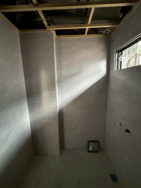 磁磚整平器房屋修繕舊屋翻修套房改建統包工程磁磚防水水電鐵工鋁窗