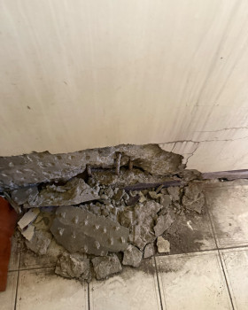 防潮層鋼筋鏽蝕膨脹牆體粉光裂縫地基下陷含水率砂漿房屋修繕整修統包工程