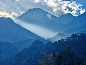 房屋修繕舊屋翻修套房改建統包工程磁磚防水水電鐵工