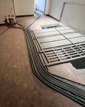 房屋修繕舊屋翻修套房改建泥作工程統包工程磁磚防水水電鐵工鋁窗