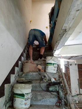房屋修繕舊屋翻修套房改建泥作工程統包工程磁磚防水水電鐵工鋁窗
